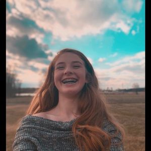 Meet your Posher, Olivia